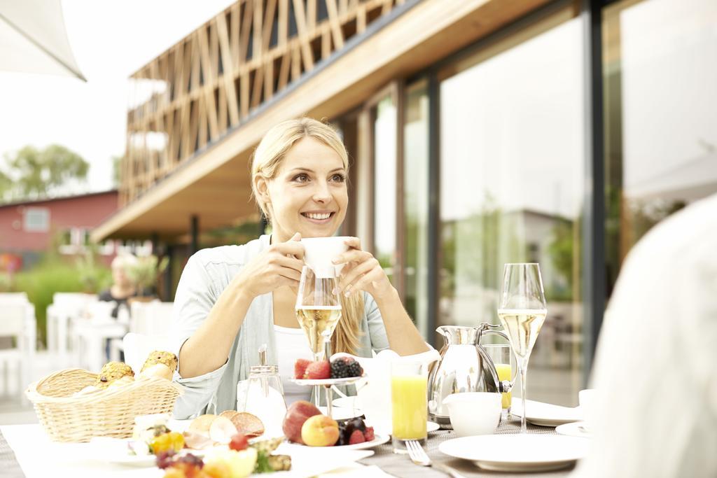 Hotel Bora Hotsparesort Радольфцелль-ам-Бодензе Екстер'єр фото